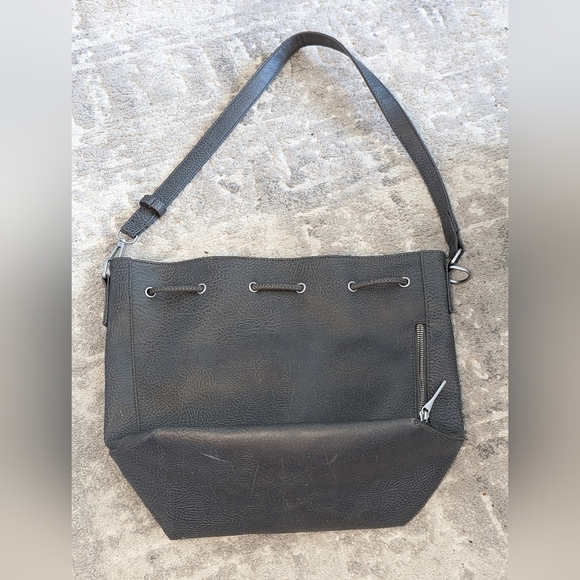 Mat & Nat Grey Bucket Bag EUC - Picture 5 of 5